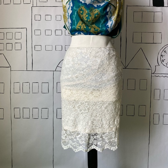 Maurices Pencil Skirt size M - Picture 1 of 1